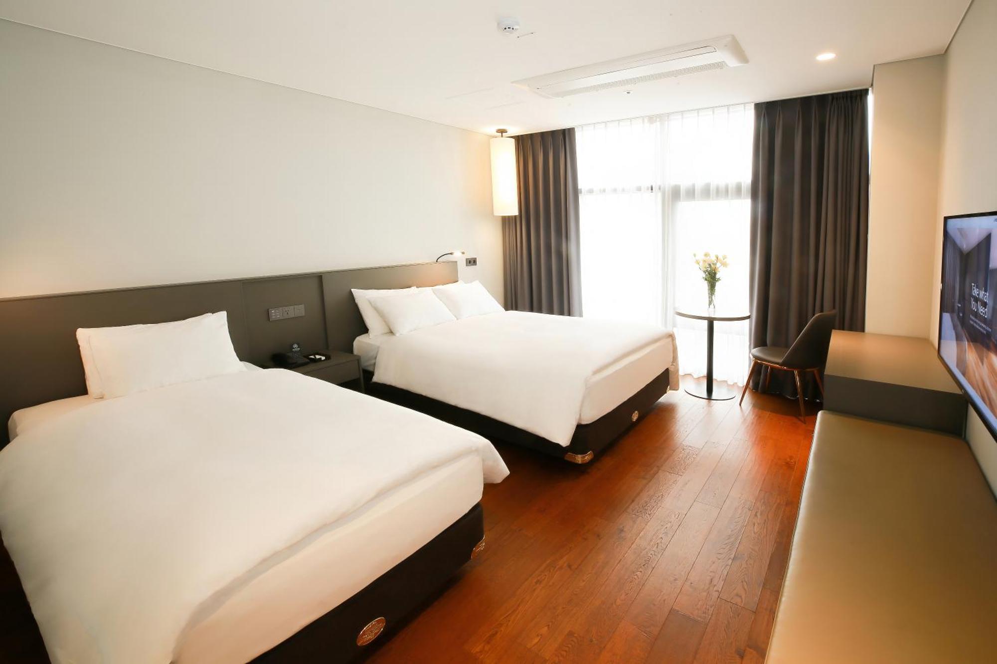 Westernlife Hotel Iksan Rum bild